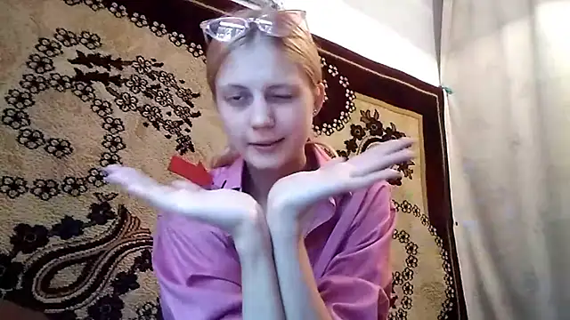 Chat +18 de LunaLaday ao vivo