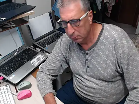 دردشة firenze77 الجنسية المباشرة