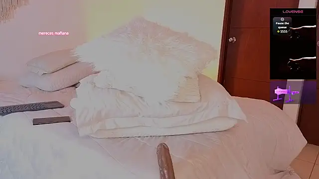 Chat +18 de Alice-Benette ao vivo