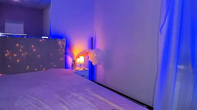 دردشة Laura_Leee الجنسية المباشرة