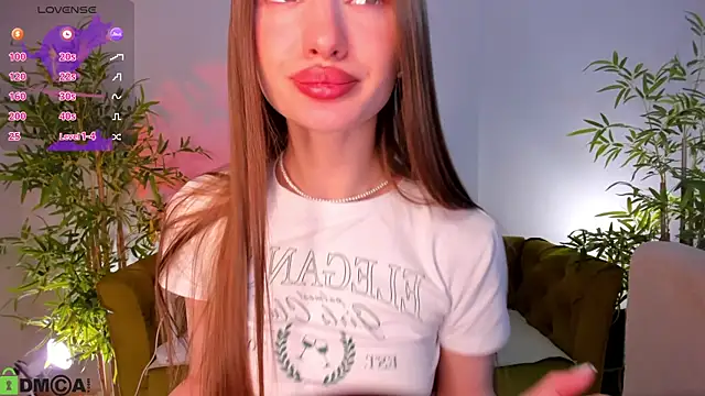 Chatroom XXX en direct de miiss__lulu