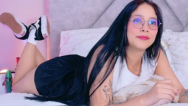 دردشة MeganRossh الجنسية المباشرة