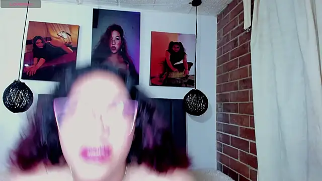 Czat XXX na żywo – kyliejenner_hot