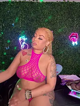 XXX chat uživo modela RenaThickAss