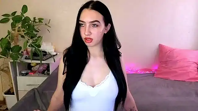 دردشة WildKittenX_ الجنسية المباشرة