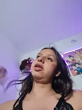 sukichan-69's Webcam Show