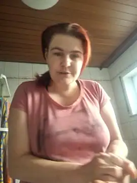 ReadHeardWifee Adlı Modelin Canlı XXX Sohbeti