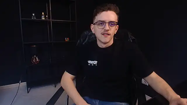 Chat XXX Live FelixStarkk