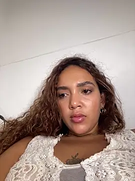 Show de sashasurfistinha na webcam