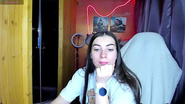 Fiery_Brunette_ live XXX chat