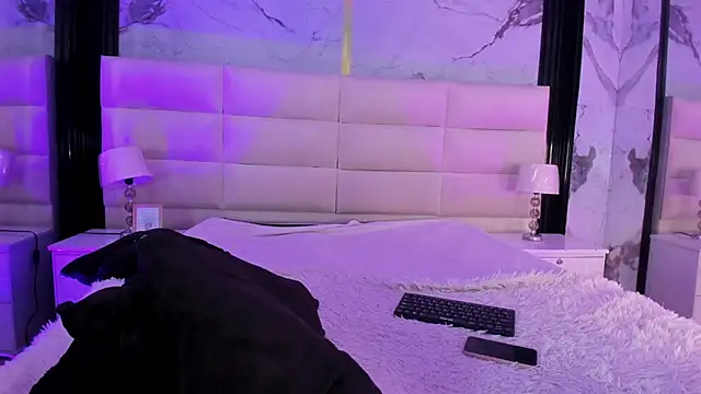 Eli_Sanders élő XXX-chatje