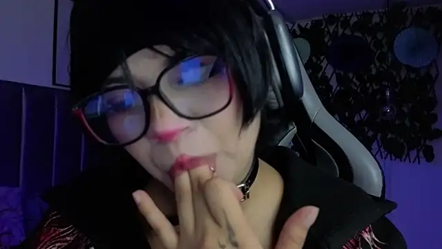Kitty_GangのライブXXXチャット