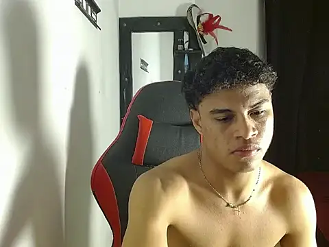 Webkamerová show valentino2712