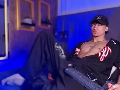 The_BossCrown Live XXX-Chat