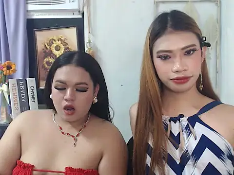 MouthFuckerLABUBU Show in webcam