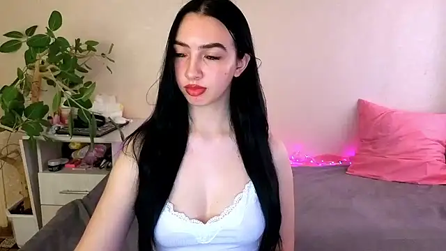 WildKittenX_ – Live XXX-chat