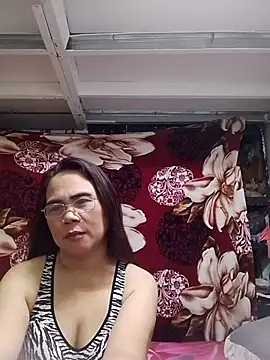 erma_joy Adlı Modelin Canlı XXX Sohbeti