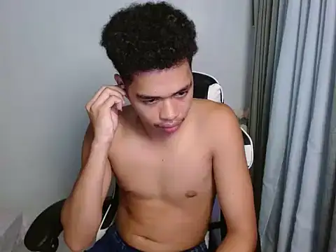curlyasian_njxx Pertunjukan Webcam