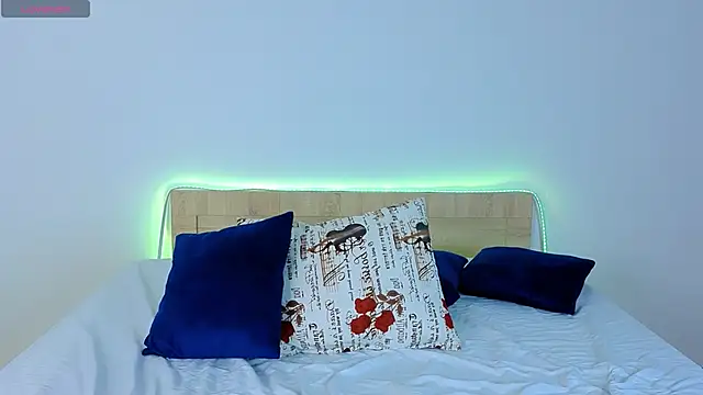 Miless_Cooper Chat XXX in diretta
