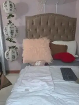 دردشة PandoraLuxury الجنسية المباشرة