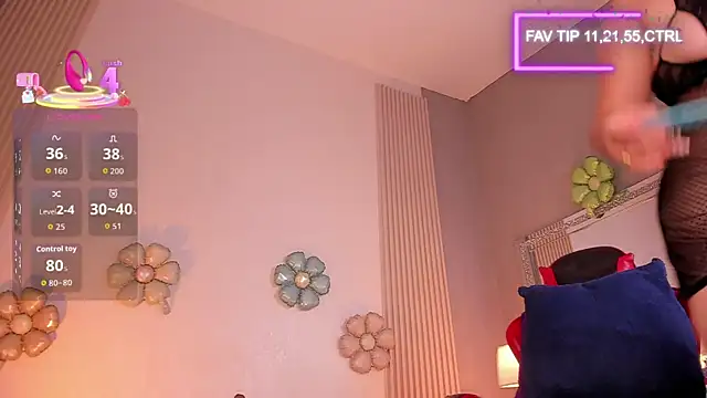 دردشة CloeMoon الجنسية المباشرة