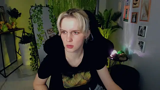 BethanyCloud's Live XXX Chat