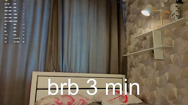 MitsuePostel Live Chatrum