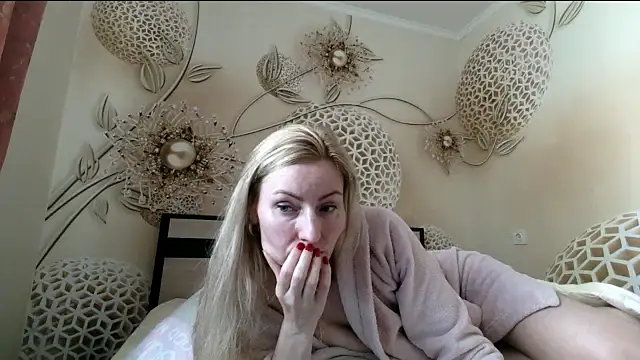 Вебкам-шоу Yourrealgirl