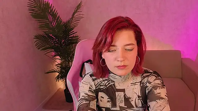 Nikki_Gringer Adlı Modelin Canlı XXX Sohbeti
