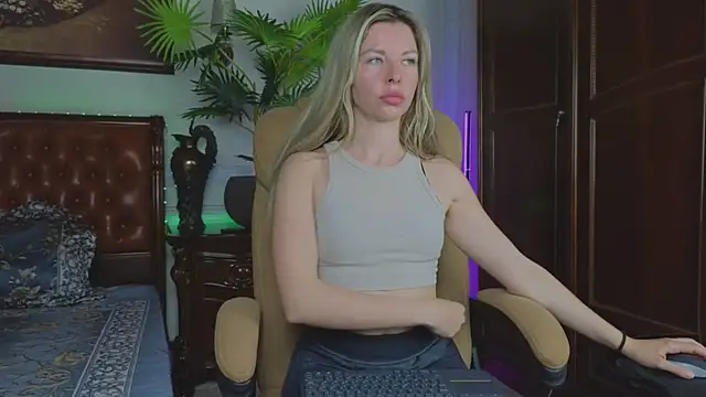 Вебкам-шоу Real_Tini