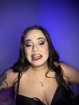 Show de PutaYasmim na webcam