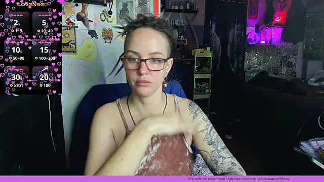 LisaFoxy_y live XXX chat
