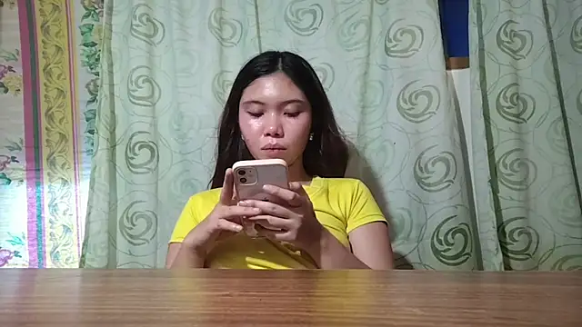RegenaKhanponaphan's Live XXX Chat