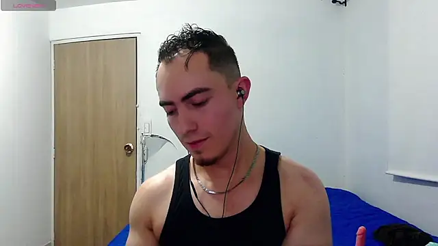 TouchDaddy4 Adlı Modelin Web Kamerası Şovu