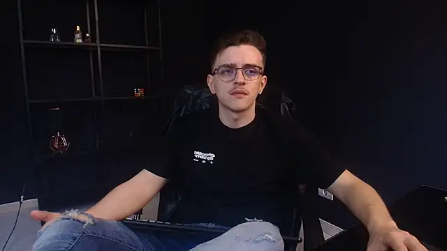 FelixStarkk's Live XXX Chat