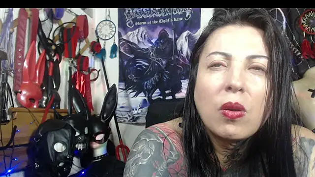 Show modela Astartexxx na web-kameri