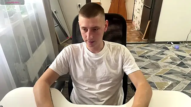 Show modela Keksik_ na web-kameri