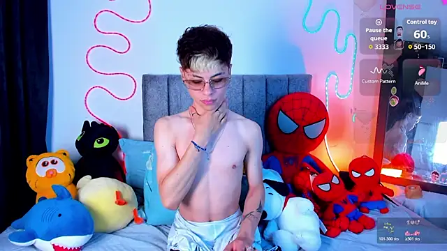 Chatroom XXX en direct de Callum_777