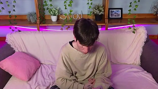Danny_loves_Mary: онлайн-секс-чат