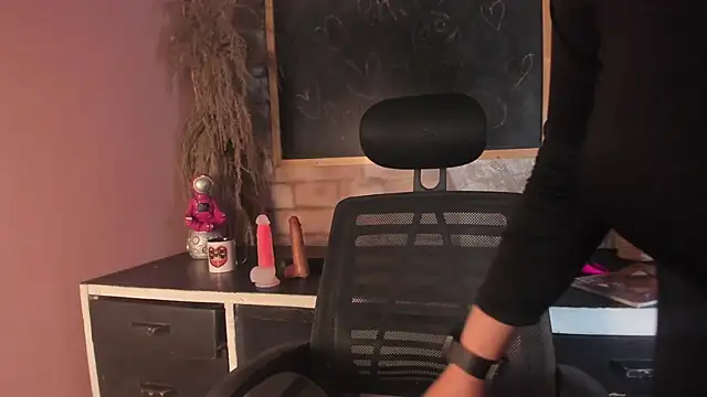 HeidiLune live XXX chat