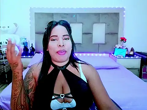 Chatroom XXX en direct de indiantopaz694u