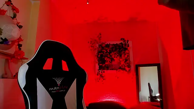 Chat XXX en directo de Katy_bratz_