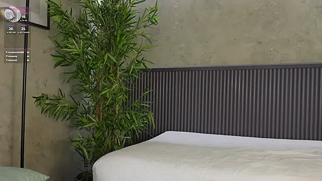 mia_lacy_'s Live XXX Chat