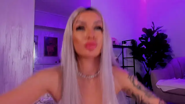 Živý XXX chat ArianaXO_