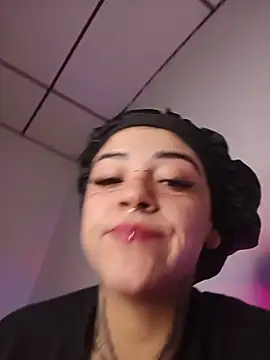 Atenea-Rockstar – webcam-show