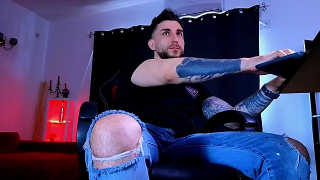 Онлайн чат XXX MightyAaron66