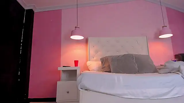 dafne_and_erick_'s Webcam Show