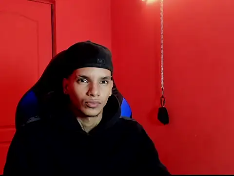 Show Webcam de kai_storm77