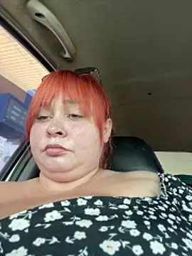 LadyDreams11 Show in webcam
