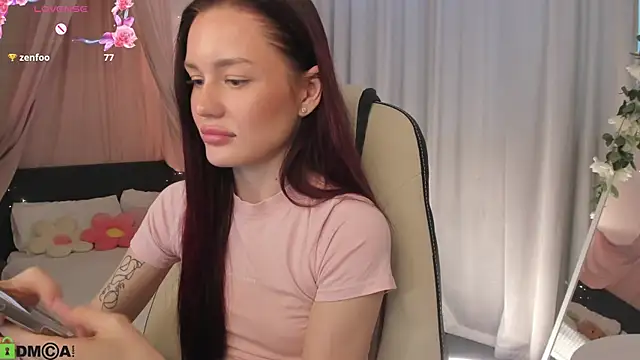 Aria_Mila Adlı Modelin Canlı XXX Sohbeti
